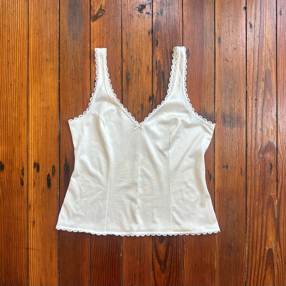 Vintage lace trim princess seamed nylon undershirt 17”PitToPit